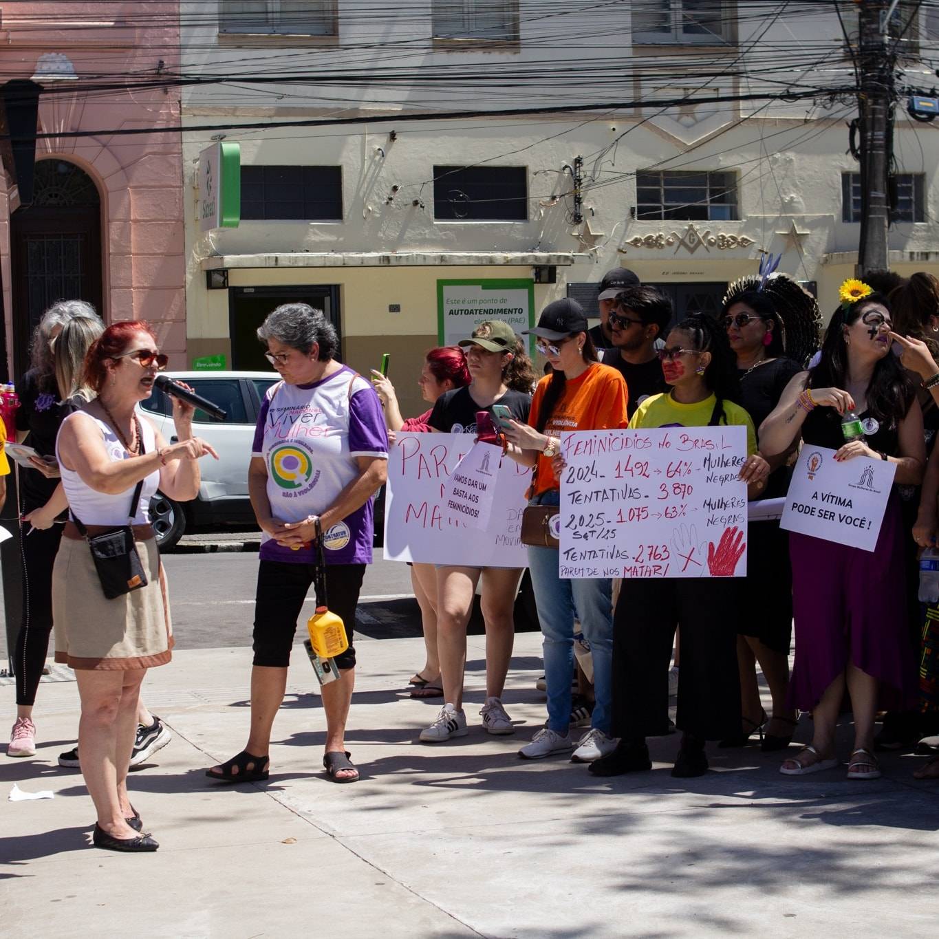 ASSUFSM esteve presente no Ato “Mulheres Vivas” na Praça Saldanha Marinho em Santa Maria