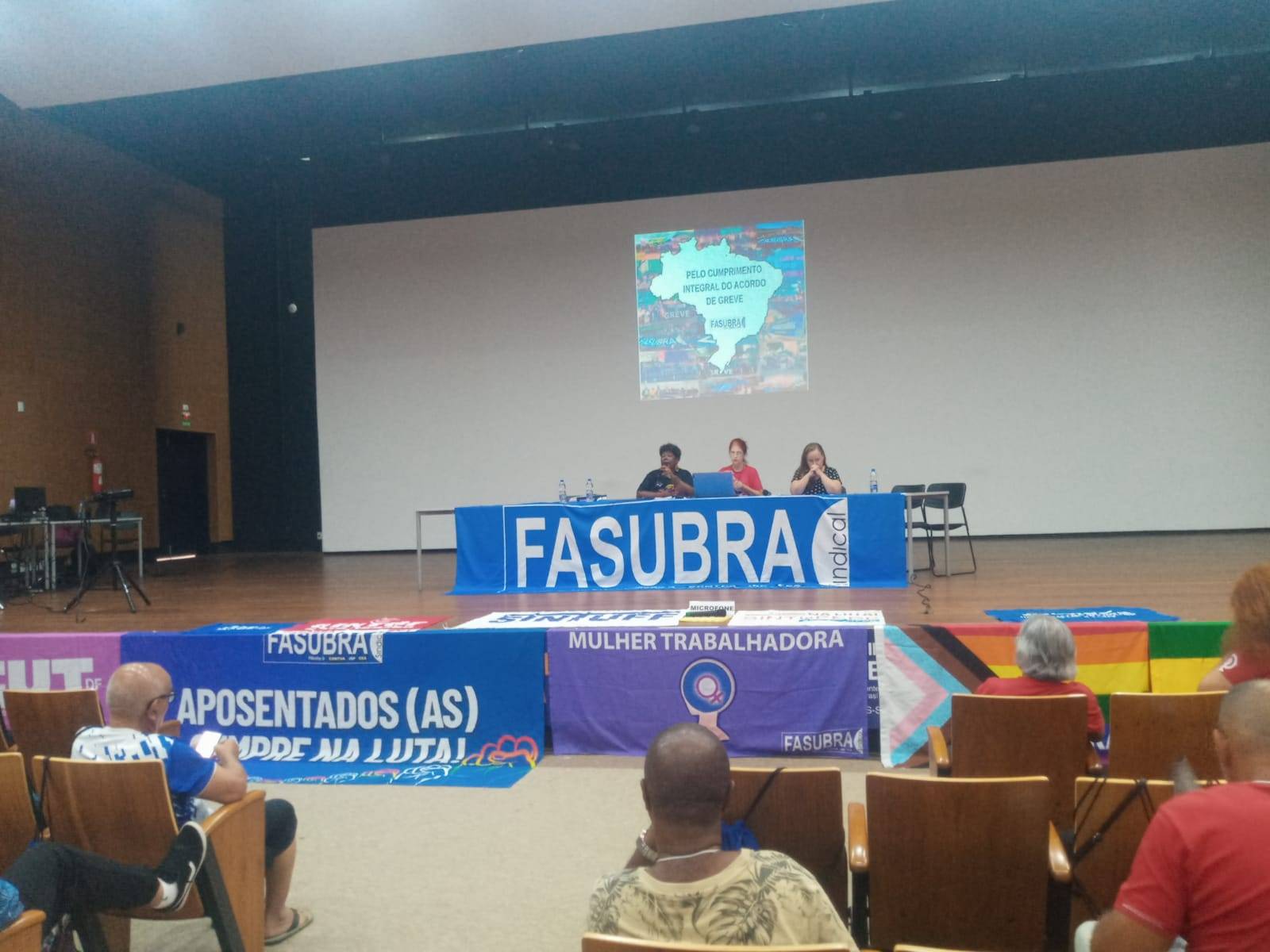 Plenária da Fasubra inicia nesta sexta-feira (14); Assufsm tem representação de cinco delegados(as)