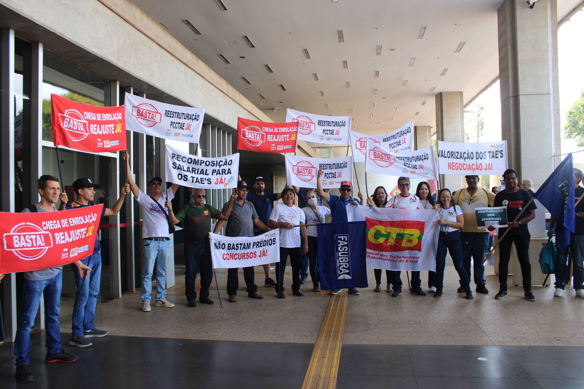 Fasubra participa de reunião com o Ministério da Gestão e Inovação em Serviços Públicos