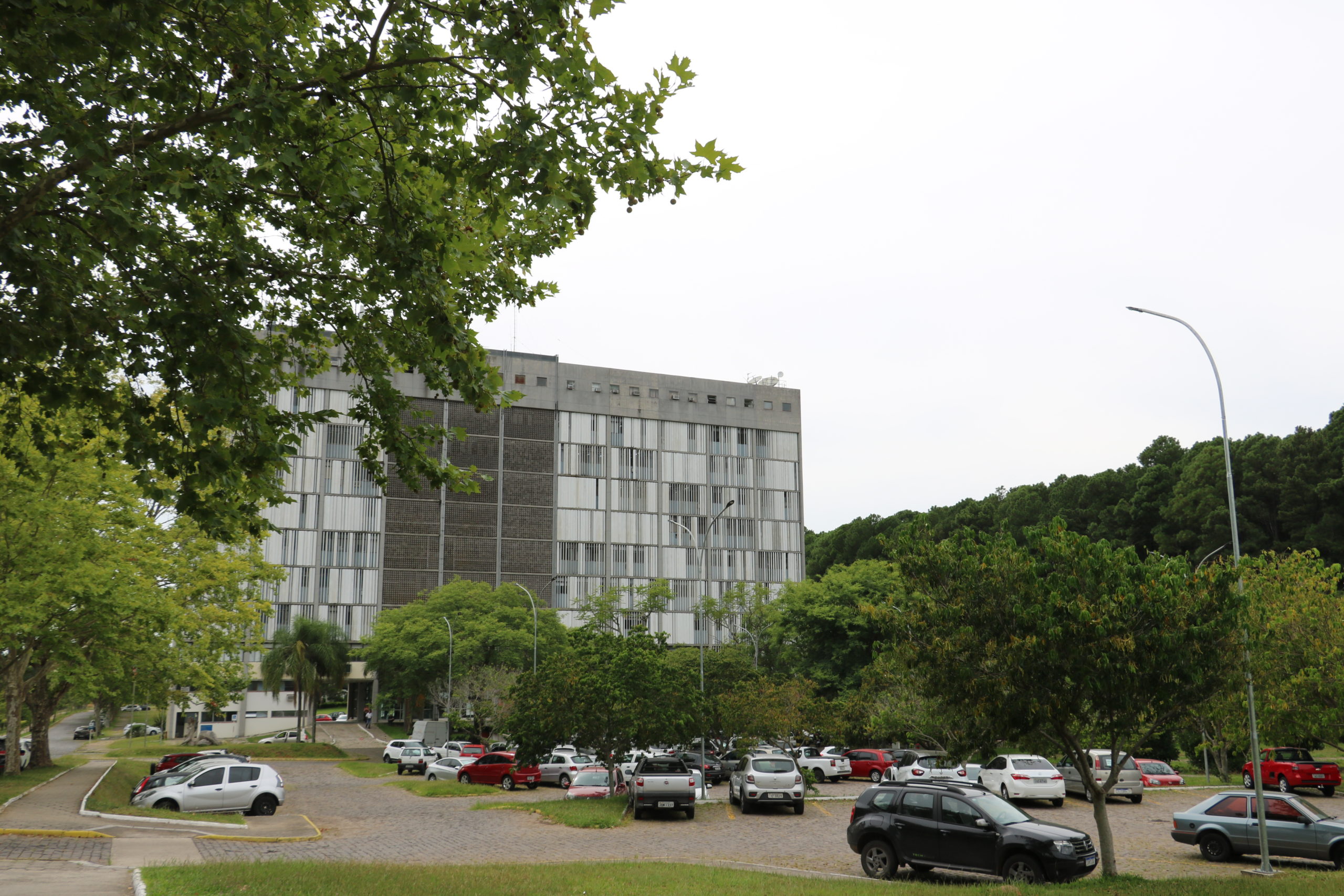 TAE da UFSM ministra curso de prevenção à Covid-19