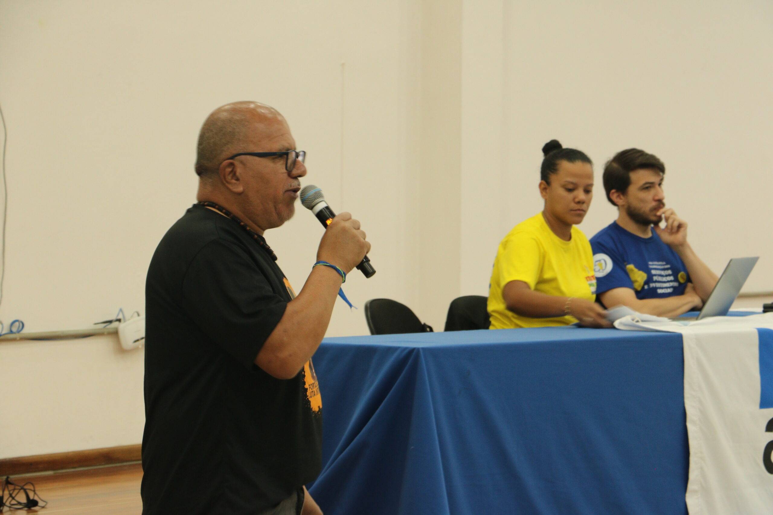 Assembleia Geral da Assufsm aprova paralisação de 48h e caravana a POA por ampla maioria de votos