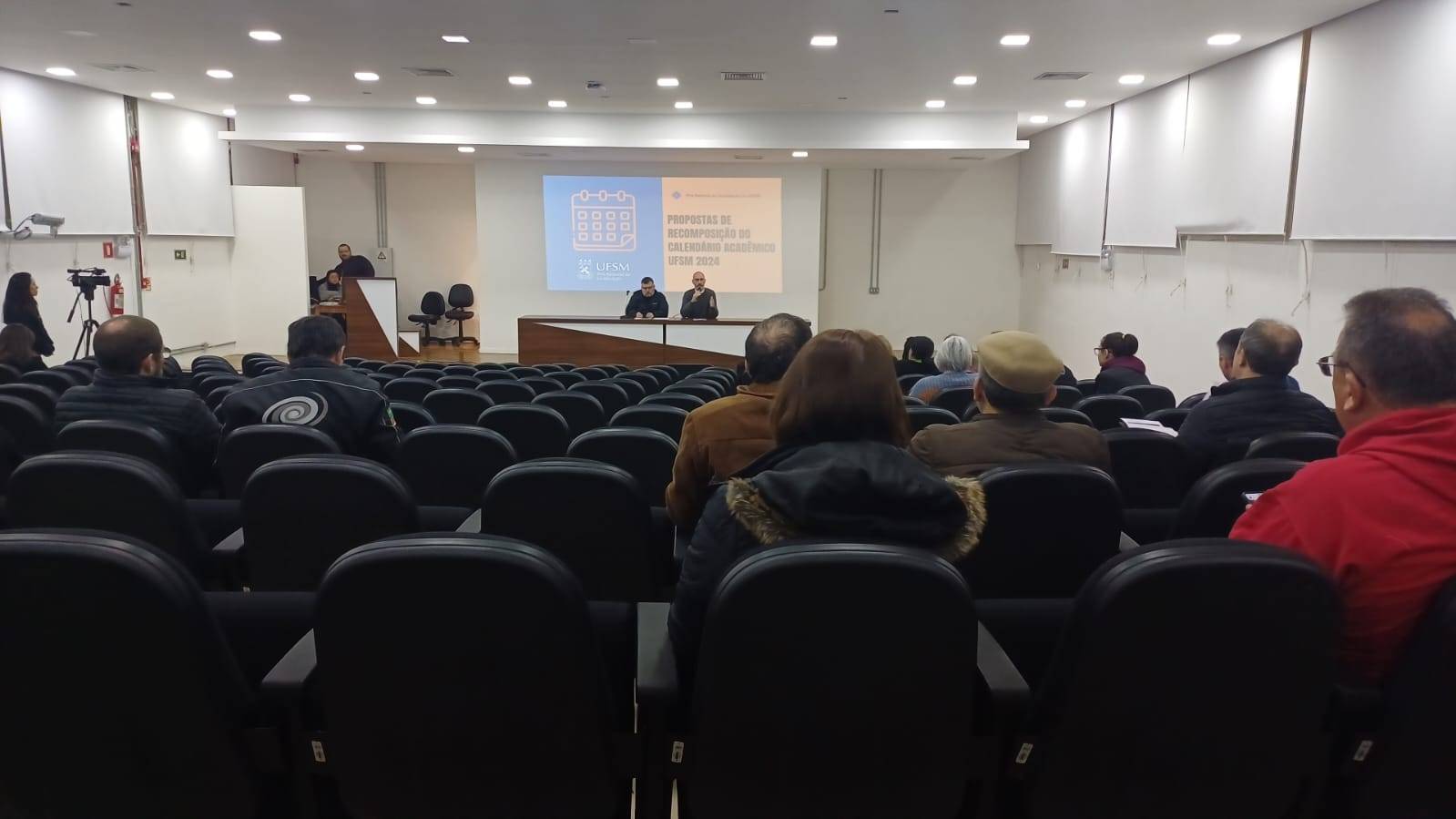 105 dias de greve: CLG participa de atividades importantes na manhã dessa quarta (26)