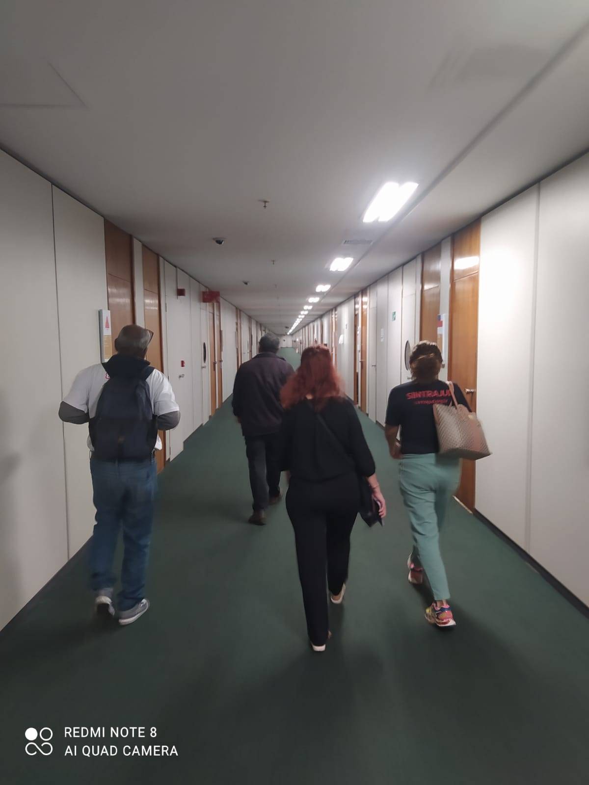 FASUBRA participa de manifestação contra a Reforma Administrativa e contra a escala 6×1