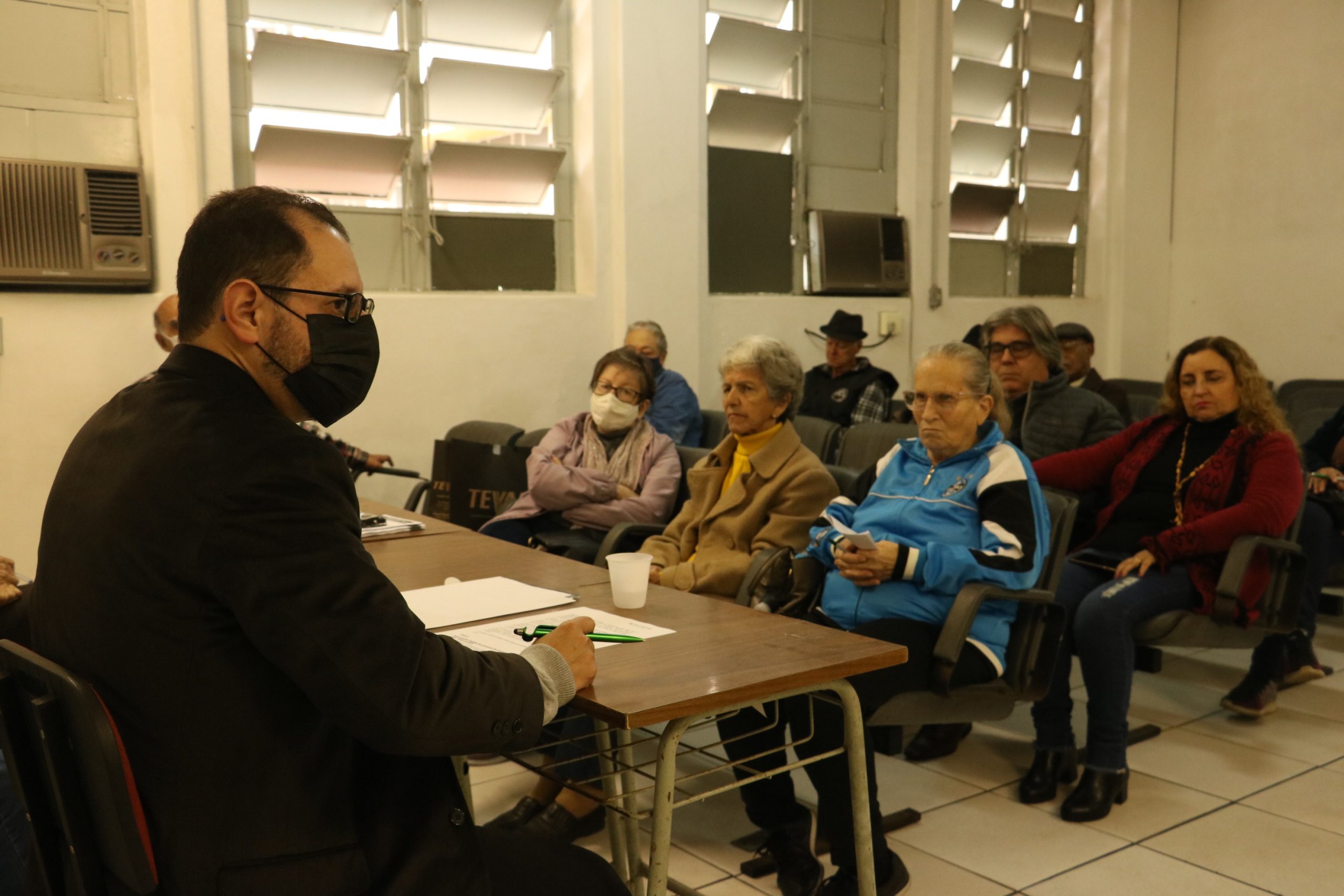 GT Assuntos de Aposentadoria e Pensão debate sobre Acolhimento, Saúde Mental e Aposentadoria, Gestão e Direito e faz a retirada dos e das delegadas para o IX Encontro de Aposentados (as), Aposentados (as) e Pensionistas da FASUBRA