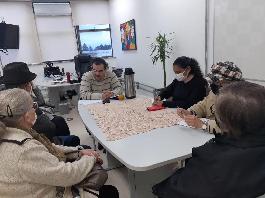 GT Assuntos de Aposentadoria e Pensão debate sobre Planos de Saúde, alerta para inúmeras tentativas de golpes e encaminha Comissão para preparação do IX Encontro de Aposentados(as), Aposentandos(as) e Pensionistas da FASUBRA