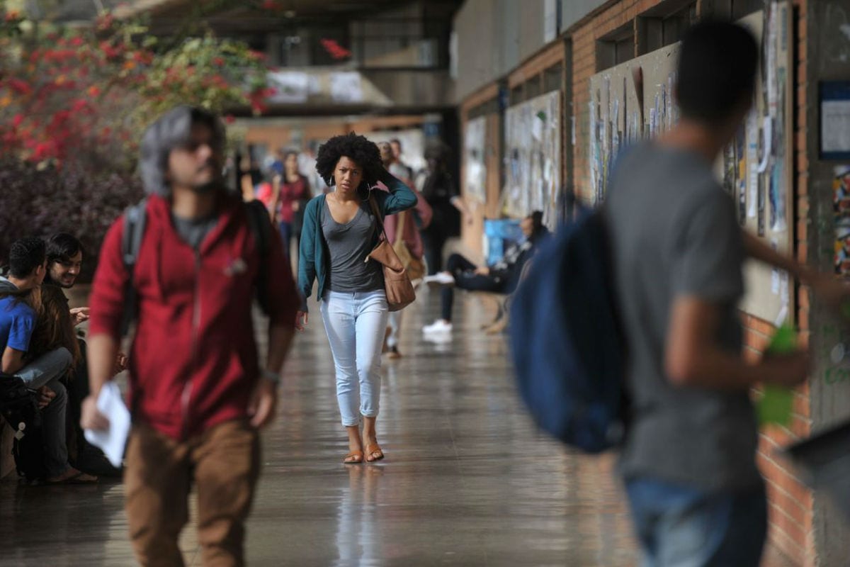 EDUCAÇÃO: MEC muda para 1º de março aulas presenciais nas universidades federais
